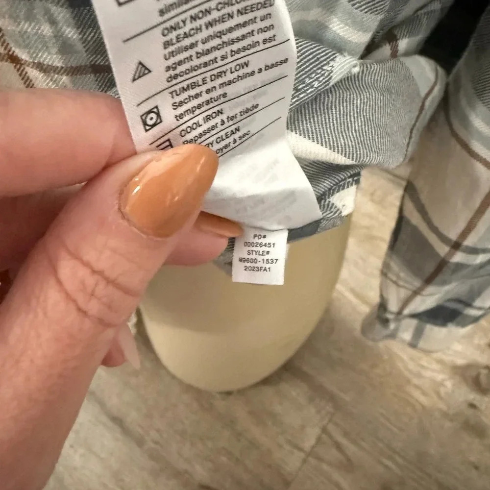 Vince • Manchester Plaid Shirt - Picture 5 of 8